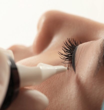 Découvrez la formation en maquillage semi-permanent à paris